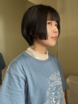 ユーリ(JUURI) ショートボブ/顔まわりカット/地毛風カラー
