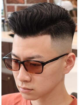 アクセプトザワールドバーバー(Accept the world barber) ラフアシンメトリースタイル×スキンフェード