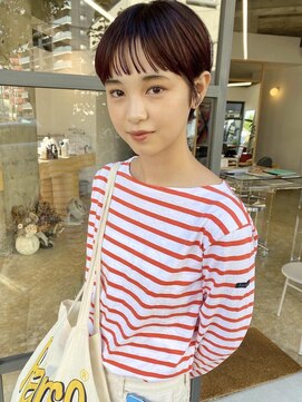 ユー(yew) ピンクブラウンのマッシュショート