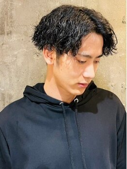 瑞穂区☆22時までOK/メンズ専門店◆セットなしでもキマるヘアに◎メンズカット(眉毛CUT込)+パーマが人気◎