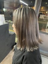 リンダイーロ(Linda Hiro)&nbsp;【札幌円山】ダブルカラー/デザインカラー/ローライト/秋髪