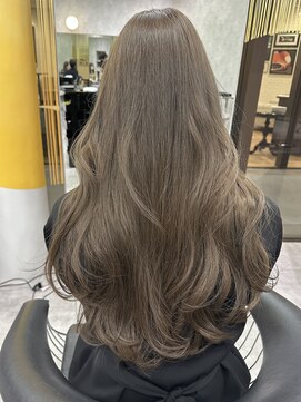 シティ(CITY) シアーベージュカラー×ロングレイヤーカット【CHICA】