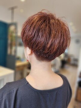 イト リトルヘアガーデン(ito. little hair garden) オレンジ×刈り上げマッシュショート