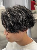 渋谷メンズハイライトカラーメッシュカラー緩め波巻きパーマ