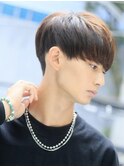 横顔が決まるナチュラルマッシュ