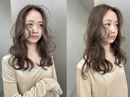 ローレンアオ(LOREN AO)の写真