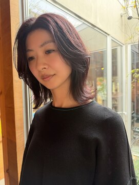 ウエストリー(WESTORY) #ミディアムレイヤー#アイリスカラー#くびれミディ#大人ヘア