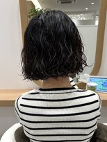 アドラーブル ココロ 新潟(adorable CoCoLo) ブルーブラック透明感可愛いボブパーマ