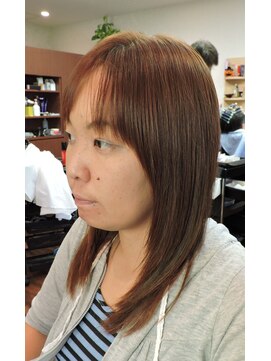 ユニサロンクボタ ツヤツヤロングヘアー