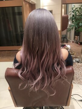 リゼル ユア 渋谷(RISEL YUA) シールエクステで作るハイトーングレージュカラー w/u岸野