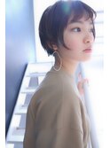 マニッシュショート・ネイビーカラー・フレンチボブ・耳かけ