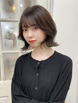アリュウル 表参道(ALLURE) くびれボブ 韓国風レイヤーカット 流れる顔まわりカット 東垂水
