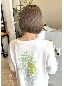 アール(ART) グレージュ×ボブ