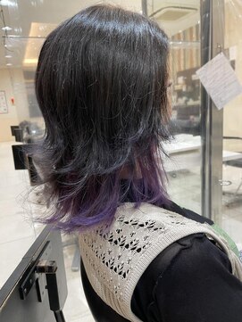 ヘアアンドビューティー クアトロ 戸祭店(QUATRO) インナーカラー