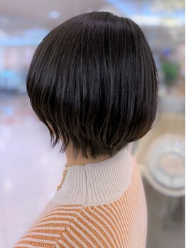 タヤ グランデュオ立川店(TAYA)の写真/お客様の骨格・毛流れを見極め、あなたに似合う美フォルムを見つけます！伸びてきてもキレイなショート◎