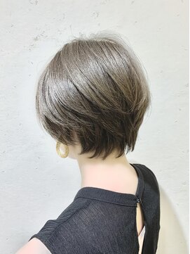 ルッカバイジェービー 行徳(lucca by jb) 黒髪/ボブルフ/ネビージュ/小顔/ワンレン/ボブ/ショート/前髪