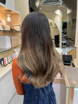 エヌ ドット ヘアープラス ミラクルヘアー(n. HAIR) グラデーション ミルクティーベージュ×ロング