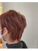 ピンクベージュ