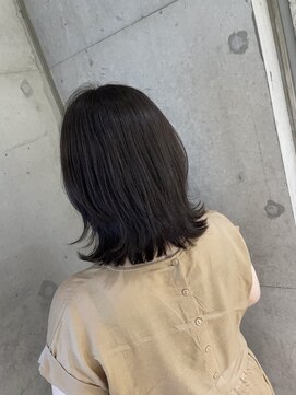 リビンバイアフロート(Livin by afloat) レイヤーロブ　暗髪　オリーブグレージュ　おおたかの森