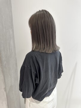 ヨーク(YOKE) YOKE 20代30代40代ぱつっとボブタイトボブミルクティーアッシュ