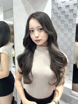 ジーナ 名駅(XENA.)&nbsp;オリーブグレージュ/グレージュ/レイヤーカット/顔まわり