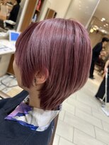 ピークアブー アヴェダ アトレ恵比寿(PEEK-A-BOO AVEDA)&nbsp;ベリーピンク　ウルフカット