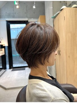 ベンジー 香椎店(benji) 大人ショートボブ