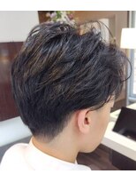 エノモト(ENOMOTO) 黒髪爽やか刈り上げフェザーショートビジネスメンズヘア