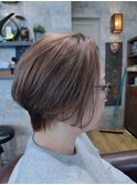 ショートボブ