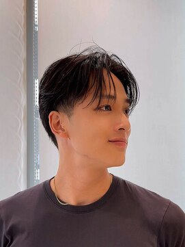 アフロート ギンザ(AFLOAT GINZA) ビジネススタイルでもスッキリニュアンスパーマ