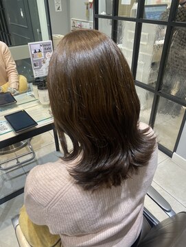 ネオリーブギンザ 銀座店(Neolive GINZA) グレージュ