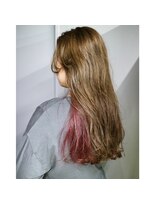 ランド(LAND)&nbsp;アッシュベージュ&ストロベリーピンクインナーカラー