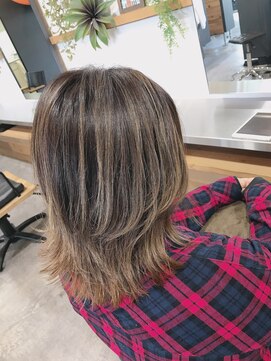 オレンジ カウンティ(ORANGE COUNTY) ベージュ系バレイヤージュカラー