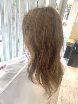 アトムス(Atoms) ロングレイヤー×パーマ