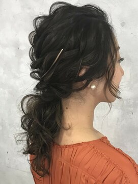 グロウ 上野御徒町(grow) ヘアアレンジ