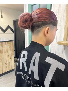 デスト 大宮(DEST) マンバンヘア/チョコレート/モード/ピンク[大宮駅]