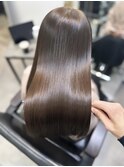 shinkaストレート(髪質改善縮毛)＋艶出しトリートメント