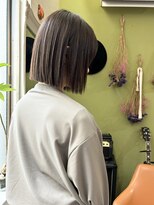 ラッシュグラス(Rush grass)&nbsp;切りっぱなしボブオリーブベージュ　◎20代30代40代50代60代