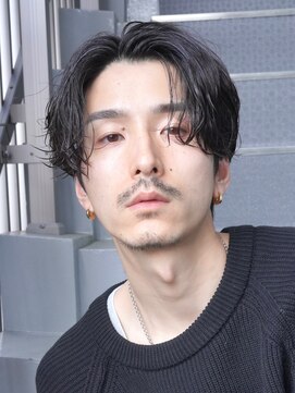 レタッチ バイ フィフス 銀座(RETOUCH by fifth) 男らしさ溢れるツイストスパイラルパーマのセンターパート