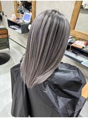 たバレイヤージュ、ハイライト、レイヤーロング、グレーベージュ