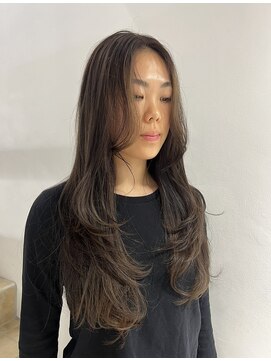 バズ(BUZZ) 巻けなくても大丈夫！レイヤーカット！