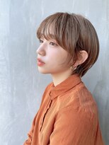 ショートは顔まわりがポイント♪オリーブカラー　　大宮