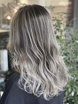 マジョリルゥ 寝屋川店(ma jolie.lou)の写真/<イルミナ/アディクシー/オーガニックカラー>など流行りのカラー勢揃い◎一人ひとりの髪質を見極めご提案!!