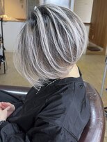 ブレイズヘアー(BLAZEhair)&nbsp;【脱白髪染め決定版】ホワイトバレイヤージュ×ブリーチ３回