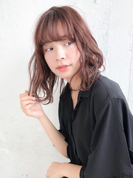 ルティア(Lutia) ピンクベージュ ゆるふわカール