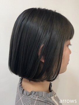 フィー 東川口店(fee) 小顔◎スリークボブ／オリーブアッシュ