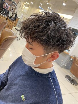 ネオリーブアイム 横浜西口店(Neolive aim) 横浜★スマート刈り上げ外国風スパイラルパーマ