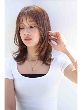 ゼロ 春日店(ZERO) 外ハネミディアム