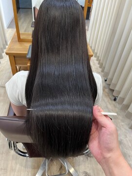 ミラ(MIRA) クセ・うねりが１日で解決！ストレートロング美髪