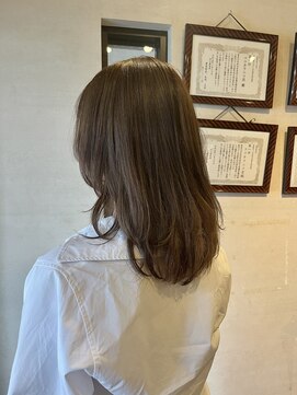 ココカラヘアー ニコ(cococara hair nico) レイヤーカット/グレージュカラー/透明感カラー
